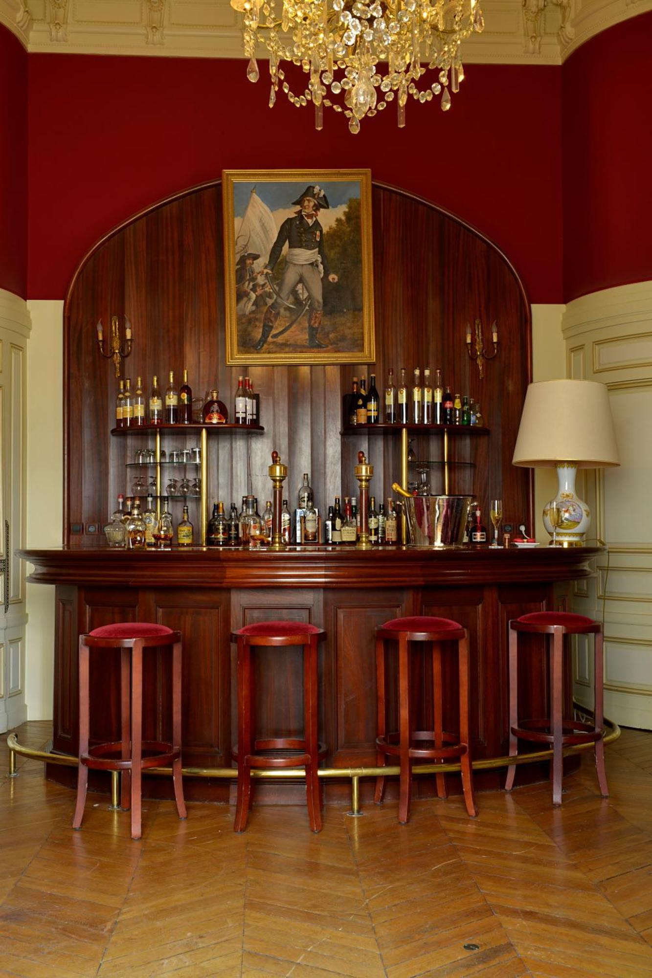 Chateau Colbert Maulevrier Экстерьер фото